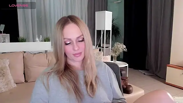 Libby Nora online show from 31, 1, 2025