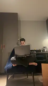 Snapshot of dhruv9413 chatting on 3, 12, 2025 dhruv9413 online show from 3, 12, 2025