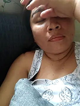 Snapshot of XXLorie_02 chatting on 3, 11, 2025 XXLorie 02 online show from 3, 11, 2025