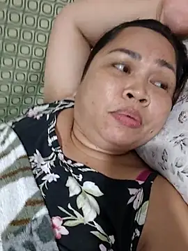 Snapshot of XXLorie_02 chatting on 25, 6, 2026 XXLorie 02 online show from 25, 6, 2026