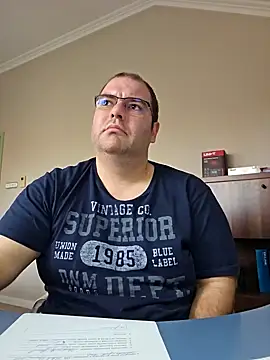 Snapshot of Andrew1900529 chatting on 17, 12, 2024 Andrew1900529 online show from 17, 12, 2024