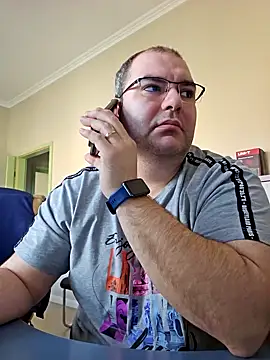 Snapshot of Andrew1900529 chatting on 7, 2, 2025 Andrew1900529 online show from 7, 2, 2025