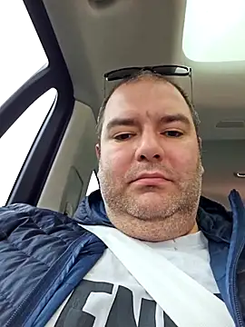 Snapshot of Andrew1900529 chatting on 8, 10, 2025 Andrew1900529 online show from 8, 10, 2025