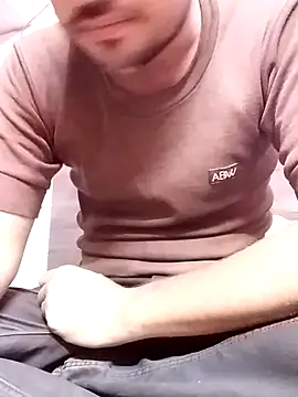 HotBoyOm online show from 9, 2, 2025