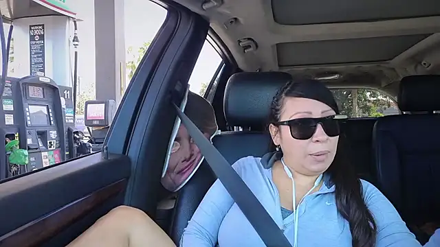 Snapshot of Foglove69 chatting on 29, 10, 2025 Foglove69 online show from 29, 10, 2025