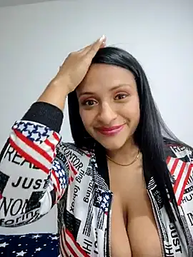 Snapshot of tanya_smitt chatting on 4, 3, 2025 tanya smitt online show from 4, 3, 2025