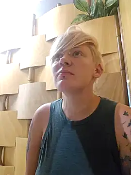 PinkTheHawk online show from 9, 2, 2025