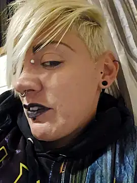 PinkTheHawk online show from 13, 3, 2025