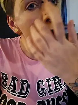 PinkTheHawk online show from 26, 2, 2026