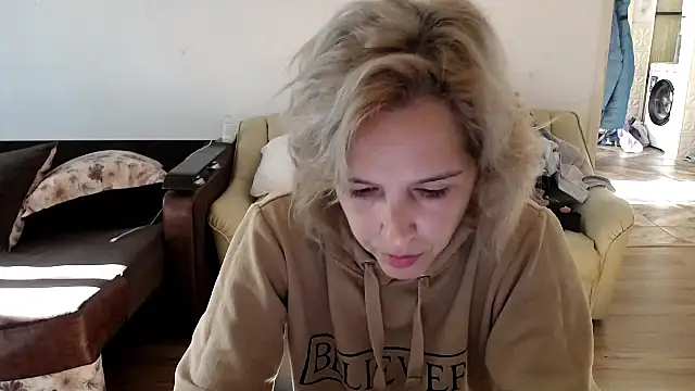 SexxyLety online show from 3, 11, 2025