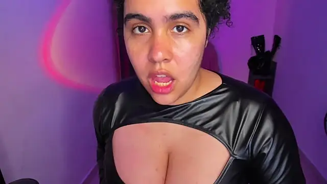 Amber smith20 online show from 14, 5, 2026