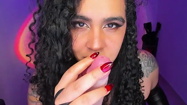 Amber smith20 online show from 15, 5, 2026