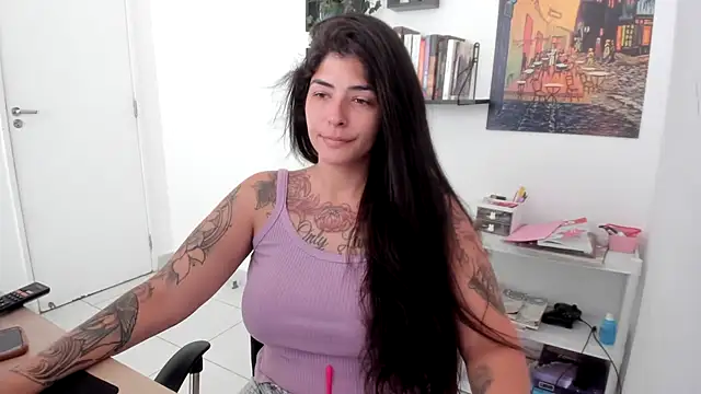 TaliMajesty online show from 25, 2, 2025