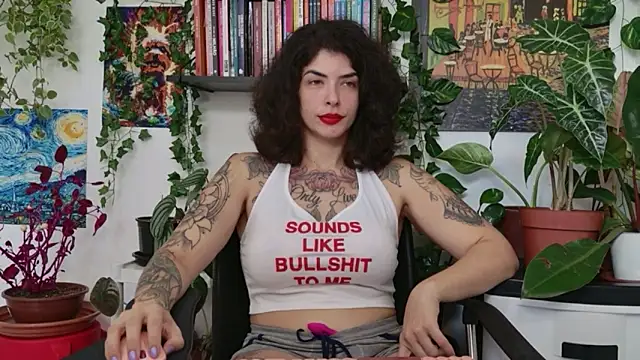 Snapshot of TaliMajesty chatting on 23, 4, 2026 TaliMajesty online show from 23, 4, 2026