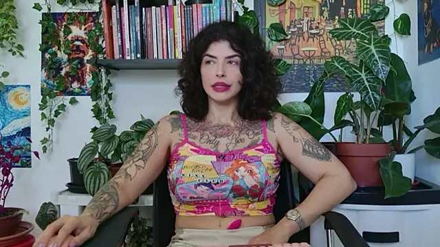 Snapshot of TaliMajesty chatting on 27, 4, 2026 TaliMajesty online show from 27, 4, 2026