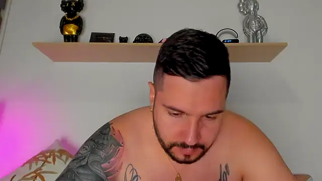 camilo restrepo21 online show from 2, 10, 2025