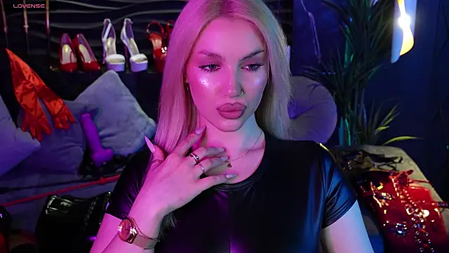 Snapshot of MistressDarsy chatting on 19, 3, 2025 MistressDarsy online show from 19, 3, 2025