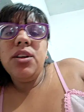 Snapshot of ZaidaWet chatting on 6, 3, 2025 ZaidaWet online show from 6, 3, 2025