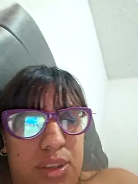 Snapshot of ZaidaWet chatting on 10, 3, 2025 ZaidaWet online show from 10, 3, 2025