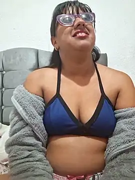 Snapshot of ZaidaWet chatting on 22, 3, 2025 ZaidaWet online show from 22, 3, 2025