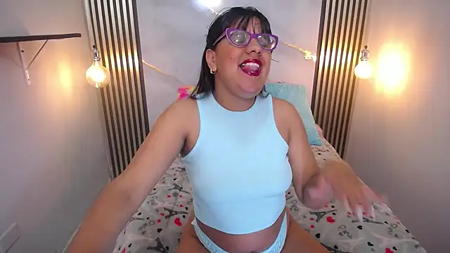 Snapshot of ZaidaWet chatting on 29, 9, 2025 ZaidaWet online show from 29, 9, 2025