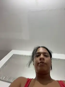 Newshantal  online show from 5, 4, 2026