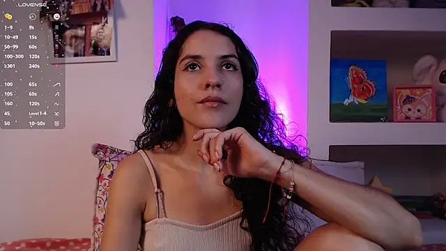 Snapshot of lailypink chatting on 24, 5, 2026 lailypink online show from 24, 5, 2026