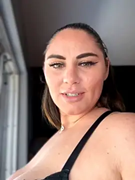 Snapshot of lovely_beast chatting on 20, 2, 2026 lovely beast online show from 20, 2, 2026