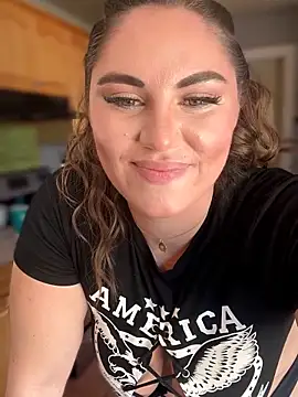 Snapshot of lovely_beast chatting on 24, 3, 2026 lovely beast online show from 24, 3, 2026