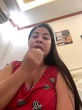 Snapshot of Tightwetholesxx chatting on 9, 10, 2025 Tightwetholesxx online show from 9, 10, 2025