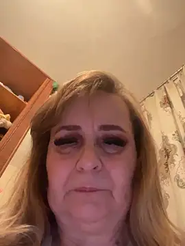 Irina2909xh online show from 18, 4, 2026