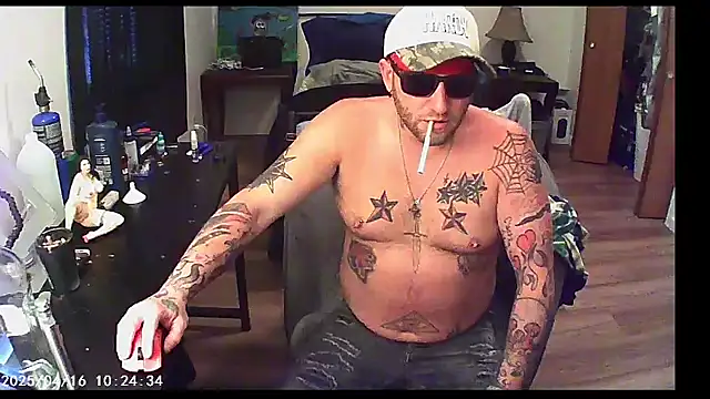 Livingpuddle online show from 31, 7, 2026