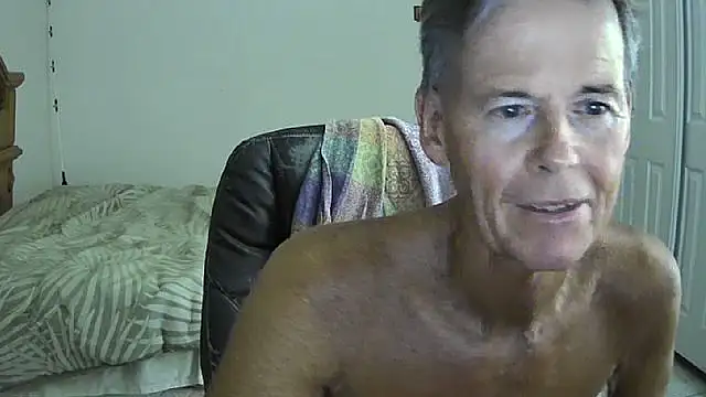 Snapshot of nakeedcowboi65 chatting on 10, 9, 2025 nakeedcowboi65 online show from 10, 9, 2025