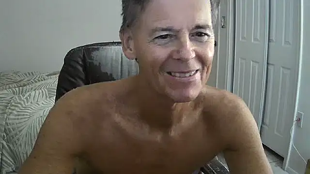 Snapshot of nakeedcowboi65 chatting on 10, 10, 2025 nakeedcowboi65 online show from 10, 10, 2025