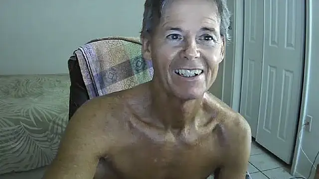 Snapshot of nakeedcowboi65 chatting on 19, 10, 2025 nakeedcowboi65 online show from 19, 10, 2025