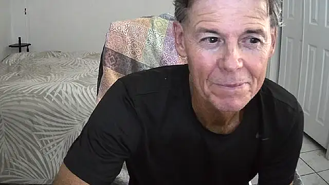 Snapshot of nakeedcowboi65 chatting on 5, 11, 2025 nakeedcowboi65 online show from 5, 11, 2025