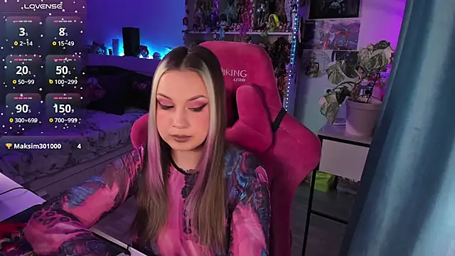 ChloeKohaku online show from 17, 12, 2024