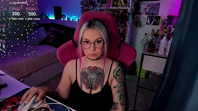 ChloeKohaku online show from 20, 2, 2025