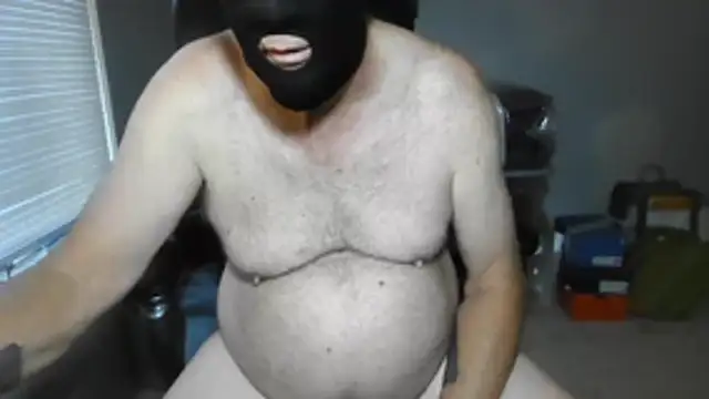 Snapshot of CBTluver chatting on 30, 10, 2025 CBTluver online show from 30, 10, 2025