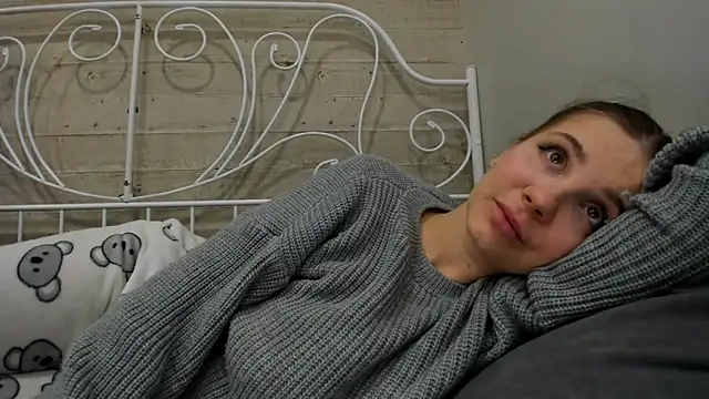 Snapshot of JuliaBusty chatting on 14, 3, 2025 JuliaBusty online show from 14, 3, 2025