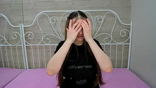 Snapshot of JuliaBusty chatting on 22, 3, 2025 JuliaBusty online show from 22, 3, 2025