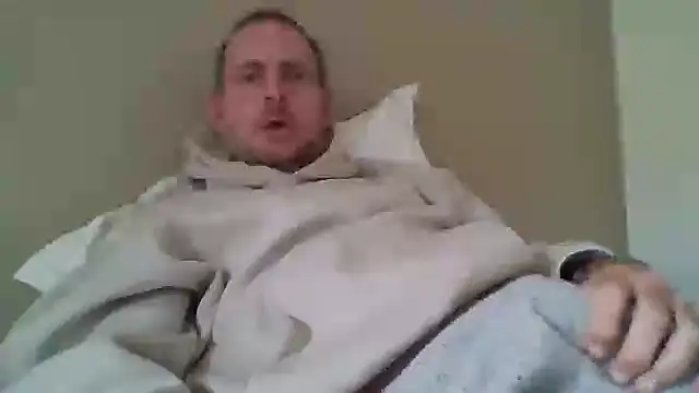 Snapshot of verylargecock chatting on 11, 9, 2025 verylargecock online show from 11, 9, 2025