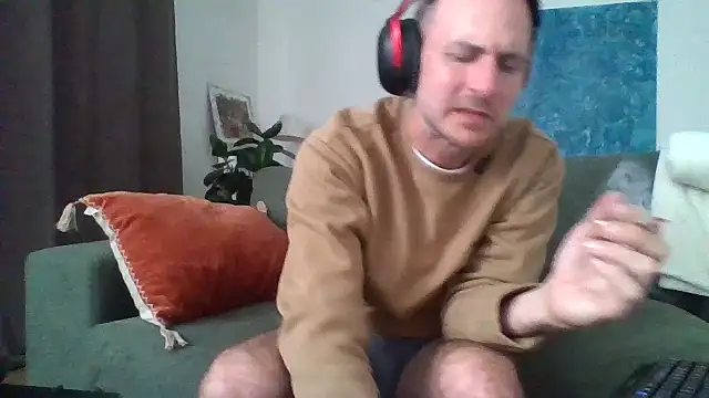 Snapshot of verylargecock chatting on 22, 9, 2025 verylargecock online show from 22, 9, 2025