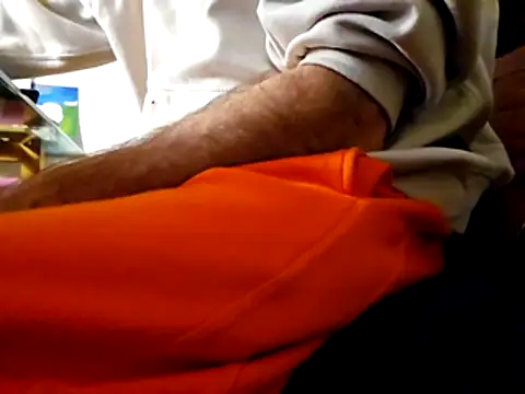 Snapshot of verylargecock chatting on 29, 10, 2025 verylargecock online show from 29, 10, 2025