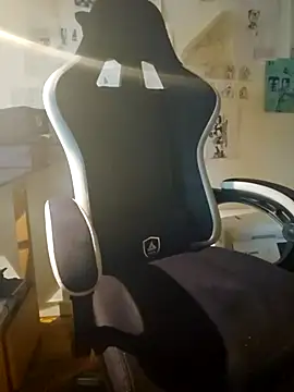 verylargecock online show from 16, 2, 2026