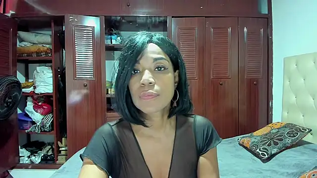 Snapshot of LUISSA_ chatting on 16, 1, 2025 LUISSA online show from 16, 1, 2025