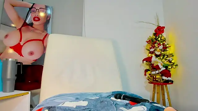 SQUIRTINGQUEEN11 online show from 15, 12, 2024