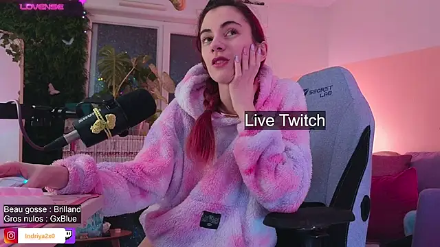 Snapshot of Indriya2x0 chatting on 10, 11, 2025 Indriya2x0 online show from 10, 11, 2025