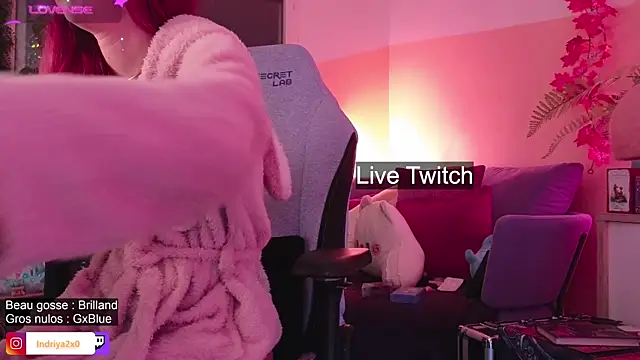 Snapshot of Indriya2x0 chatting on 12, 11, 2025 Indriya2x0 online show from 12, 11, 2025