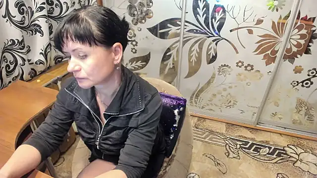 Snapshot of EVILENSA chatting on 7, 1, 2025 EVILENSA online show from 7, 1, 2025